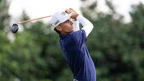 Pese a los altibajos, Joaquín Niemann saca adelante su inicio en el LIV Golf México y se mete top 15