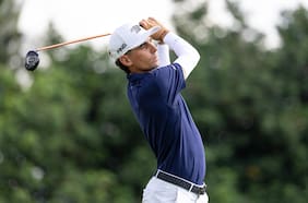 Pese a los altibajos, Joaquín Niemann saca adelante su inicio en el LIV Golf México y se mete top 15