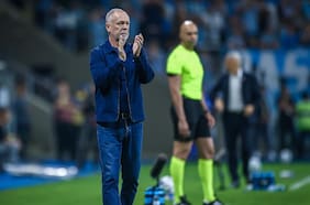 Golpe para Gustavo Álvarez: selección de Perú se inclina por Mano Menezes como su nuevo técnico