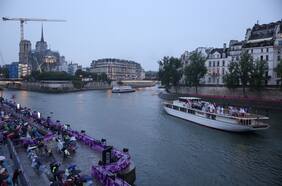 Incertidumbre en París 2024: cancelan entrenamientos en el Sena por la mala calidad del agua