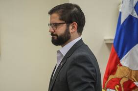 Boric respalda a ministra de Defensa por hackeo de correos de las FF.AA.: “Tengo certeza que tomó todas las medidas que estaban a su alcance”