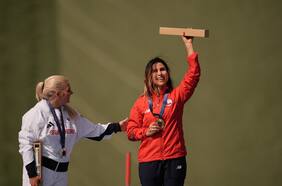 ¿Qué contiene la misteriosa caja que recibió Francisca Crovetto tras ganar la medalla de oro en los Juegos Olímpicos de París 2024?