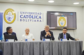 “Sin ideologías” y con “pragmatismo estratégico”: excónsules de Bolivia y Chile debaten sobre futuro de la relación bilateral