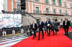 Presidente de Bolivia elimina el Ministerio de Justicia y declara el fin de la “persecución política”