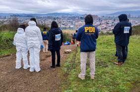 Investigan homicidio de joven en Talcahuano: cadáver fue encontrado con heridas a bala en un cerro
