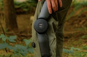 Así es el exoesqueleto de Google que permite hacer caminatas en cerros sin esfuerzo