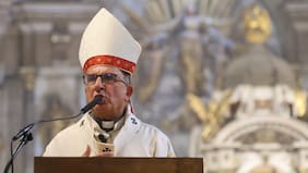 “Es absolutamente incompatible”: Cardenal Chomali realiza llamado a no conducir bajo los efectos del alcohol en Año Nuevo