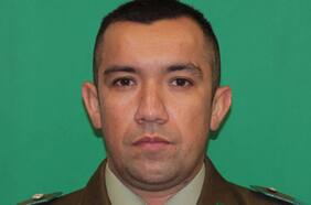 Quien era Rodrigo Puga, el sargento 2° de Carabineros que falleció tras ser baleado afuera del Teatro Caupolicán