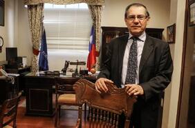 Los guiños a la DC y las gestiones de último minuto para salvar la postulación de Mera a la Suprema