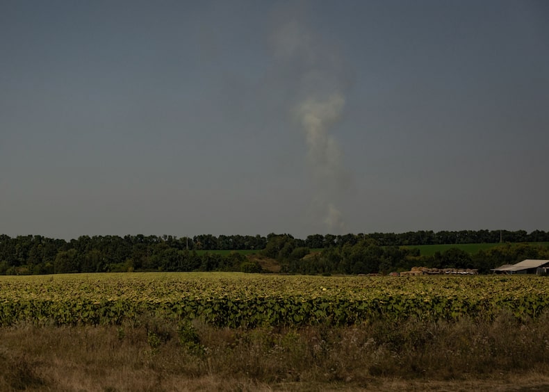 Ukraine surrounds Russian troops in Kursk, engages in long battle