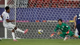 El insólito cambio de arqueros en Japón para intentar evitar que Francia anotara el penal que les dio la clasificación