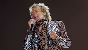 Cómo se custodió el dinero para el show de Rod Stewart que inauguró los megaeventos en Chile en 1989