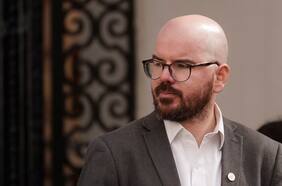 Giorgio Jackson: “Cualquier discusión sobre beneficios adicionales tendría que sustentarse en la base de un aumento en los ingresos”