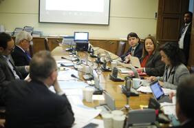 Comisión de Hacienda del Senado despacha proyecto que reforma el sistema de compras públicas