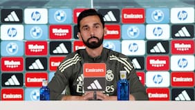 Arbeloa aborda la pelea entre Valverde y Tchouaméni: “He tenido un compañero que le ha metido un palazo de golf a otro”