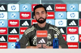 Arbeloa aborda la pelea entre Valverde y Tchouaméni: “He tenido un compañero que le ha metido un palazo de golf a otro”