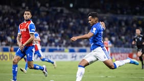 La molestia del DT de Cruzeiro tras el triunfo de la UC: “Dominamos el partido, el rival creó muy pocas”