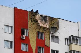 Cómo fue el mayor ataque con drones de Ucrania contra Rusia desde que inició la guerra