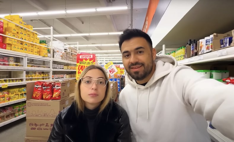 “In Argentina, I have three times as many”: foreign YouTubers are shocked after visiting a Chilean supermarket