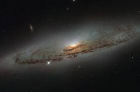 Astrónomo chileno lidera fascinante estudio sobre una de las galaxias más misteriosas del Universo