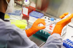 Fabricante de la única vacuna aprobada para la viruela del mono no asegura que pueda satisfacer la demanda