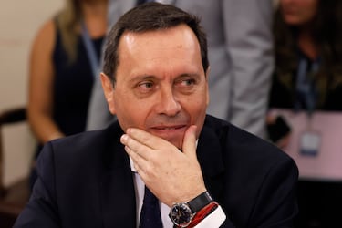 Cerna se ciñe a versión del gobierno, asume responsabilidad por salida de Peña y dice que conversación con Steinert está “sujeta a reserva”