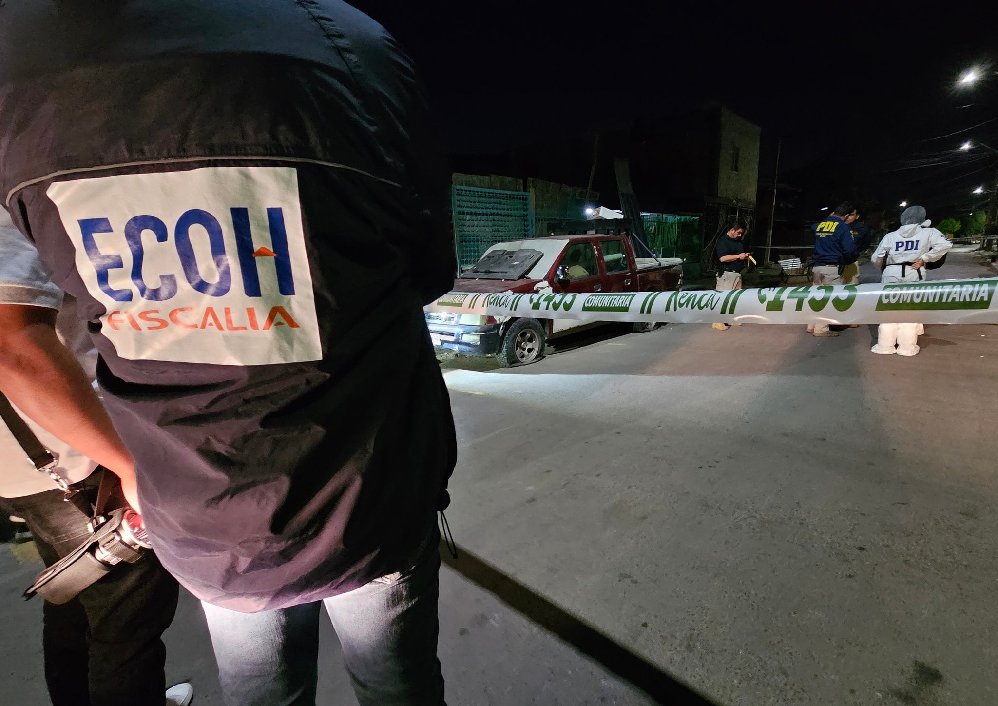 Investigan hallazgo de cuerpo de hombre desnudo a un costado de la Ruta 78 en Talagante: presentaría impactos de bala