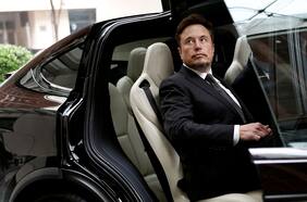 Elon Musk niega que el proyecto Tesla Model 2 haya sido cancelado