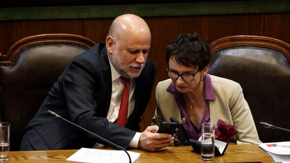 “¿Qué pretende?“: exministros de Boric emplazan con dureza a Kast por cuestionar cifras de pobreza de última encuesta Casen