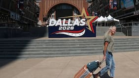 “Trump-a-palooza”: La inusual convención de mitad de mandato de los republicanos en Dallas