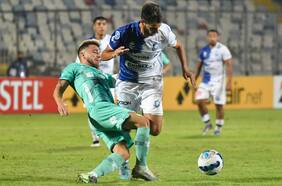 La bencina le dura 45′ a Antofagasta: la Liga de Quito remonta y deja a los Pumas afuera de la Sudamericana