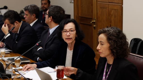 Banco Central recorta proyección de PIB y ve más inflación para 2026