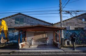 Ya van 15: gobierno concreta nueva demolición de mausoleo narco en El Bosque