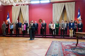 La Moneda confirma cambio de gabinete para las 8.00 horas de este martes