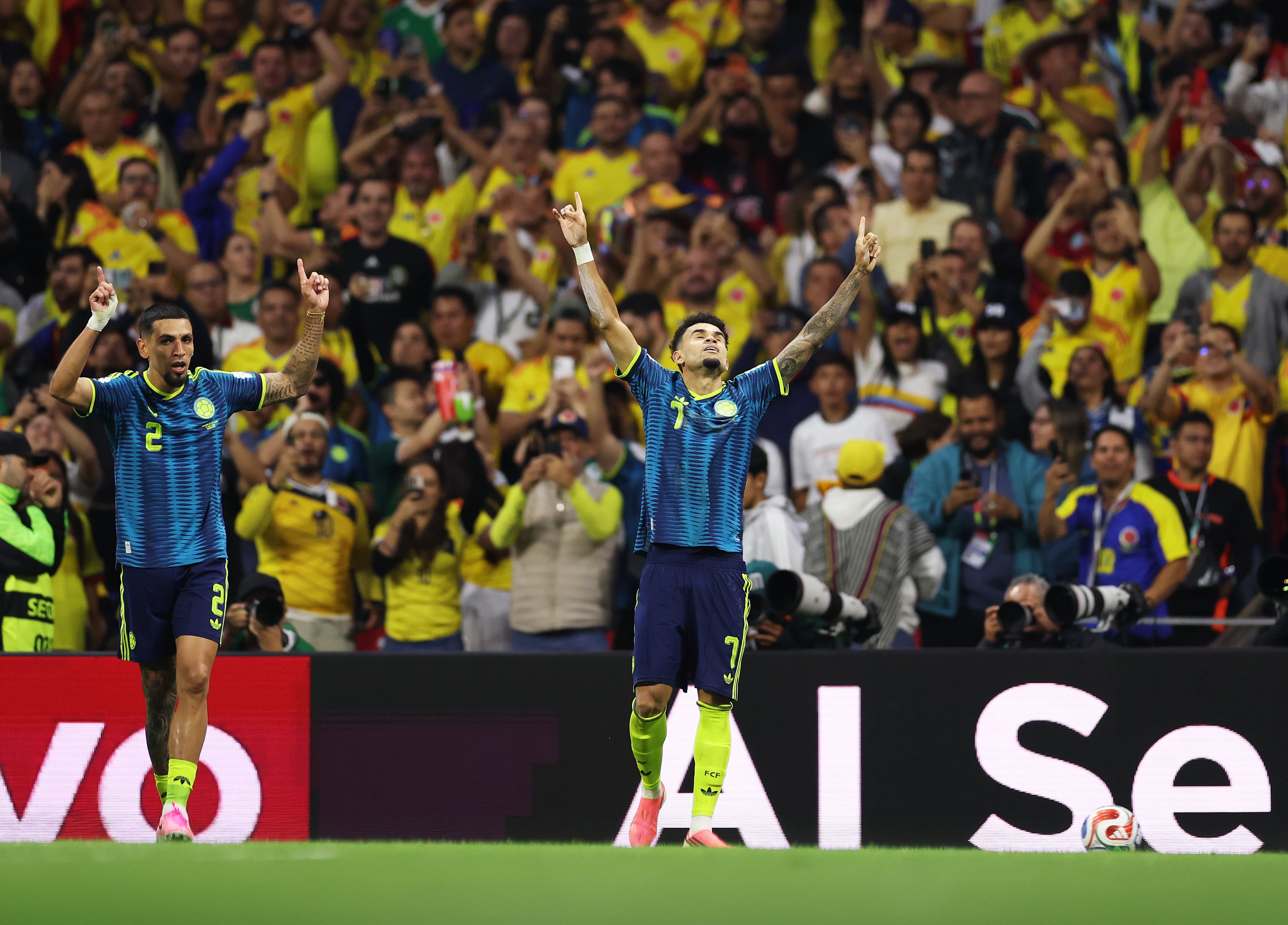 Con Luis Díaz siendo factor clave: Colombia suda para derribar a Uzbekistán en el cierre de la primera jornada del Mundial