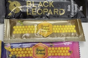 Puede causar muerte súbita cardiaca: ISP alerta por producto conocido como “Royal Honey” o “miel afrodisiaca”