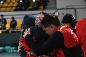 El sentido mensaje de Analía Fernández, bronce en esgrima: “Está lleno de mamás con sus hijos que no tienen dónde dejarlos para poder entrenar; que nos abran una sala”