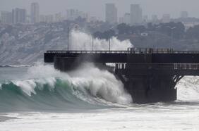Emiten nuevo aviso de marejadas entre Arica y el Golfo de Arauco