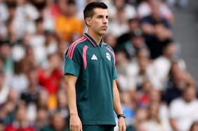 Técnico del Real Madrid enaltece a Santiago Wanderers: “Es una generación que va a traer éxito para los caturros y Chile”