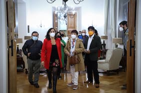 La fisura PS-PC por estado de Excepción intermedio: Socialistas acusaron trato preferencial del gobierno a comunistas y exigen que se alineen