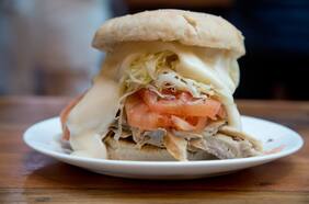 La ruta perfecta para celebrar el Día del Lomito en Santiago