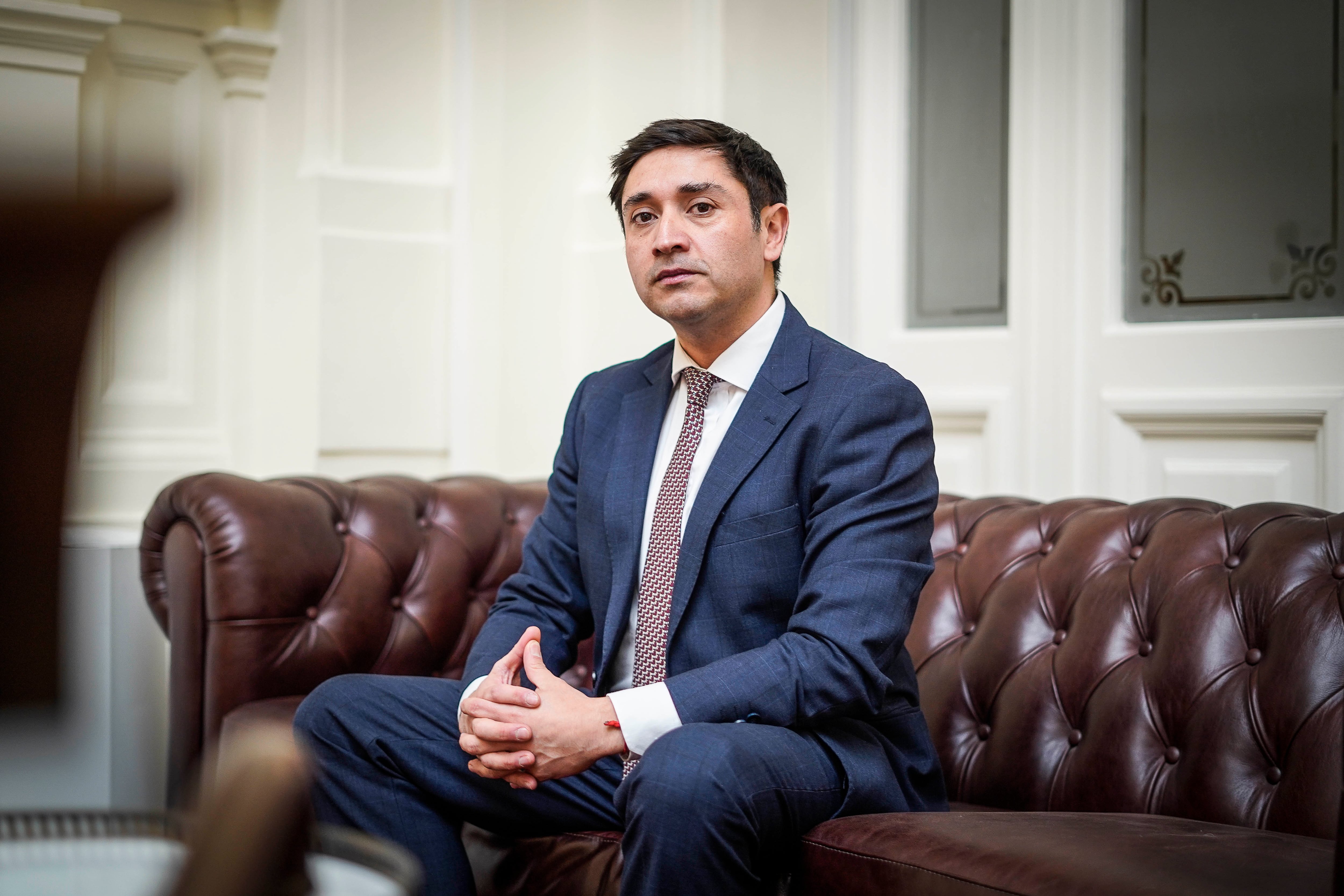 Calisto da giro en su defensa, ficha nuevo estudio de abogados y apuesta por “renovar trato” con la Fiscalía