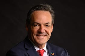 Nicolás Ibáñez es ahora ciudadano y residente británico