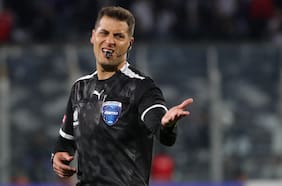 Juez del trágico duelo entre Colo Colo y Fortaleza arbitrará la revancha entre la U e Independiente en la Sudamericana