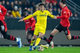 Europa League: Villarreal de Brereton vence en Rennes y avanza de manera directa a los octavos de final