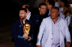 Gobierno argentino exige a Messi y a Chiqui Tapia que se disculpen con Francia por cánticos racistas y homofóbicos