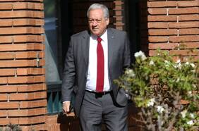 El fútbol se inquieta por la salud de Arturo Salah