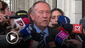 Ministro Ruminot responde a las críticas de la UDI tras reunirse con el PC