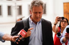 Ad portas de reunión en La Moneda por cable chino: Muñoz afirma que se ha traspasado información “de la forma más responsable posible”