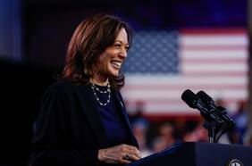 Reid Hoffman, cofundador de LinkedIn, cree que Kamala Harris es mejor para los negocios